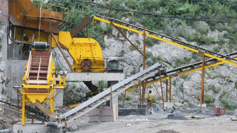 小型压路机沥青压实效果的关键因素解析